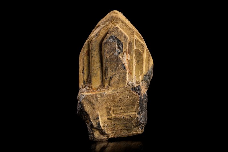 Euxenite-(Y)-MIM_Museum(2261).jpg