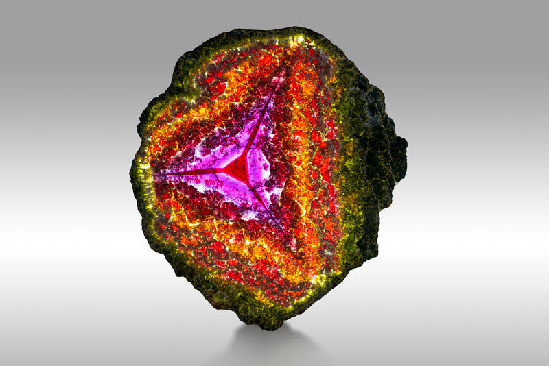 Fluor-liddicoatite-MIM_Museum(1888-C).jpg
