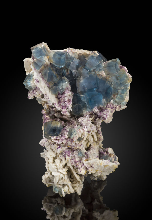 Fluorite-Auvergne-France-164mm-VRigatti-Denver0916-09.jpg