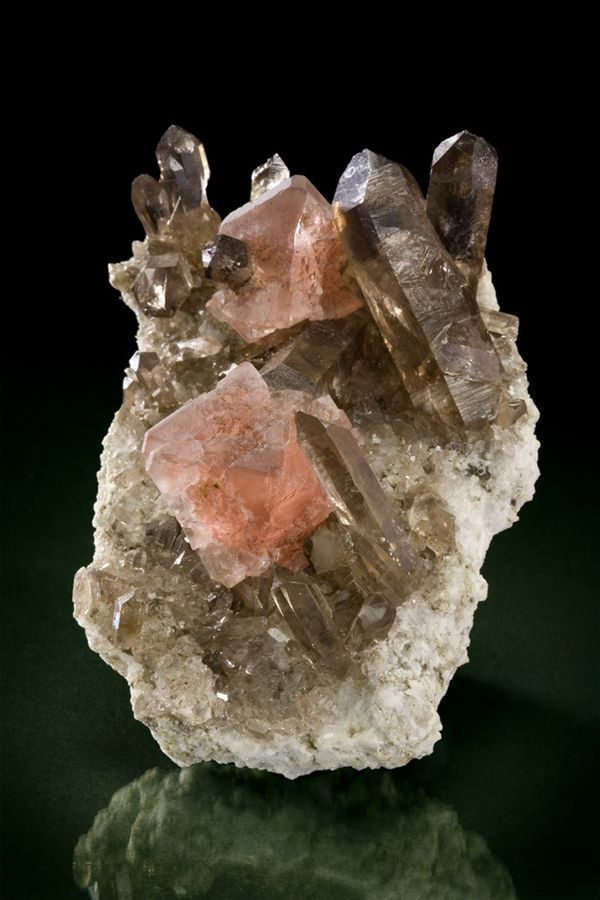 Fluorite_SmokeyQuartz_Ziggenstock_Switzerland-0229sm.JPG