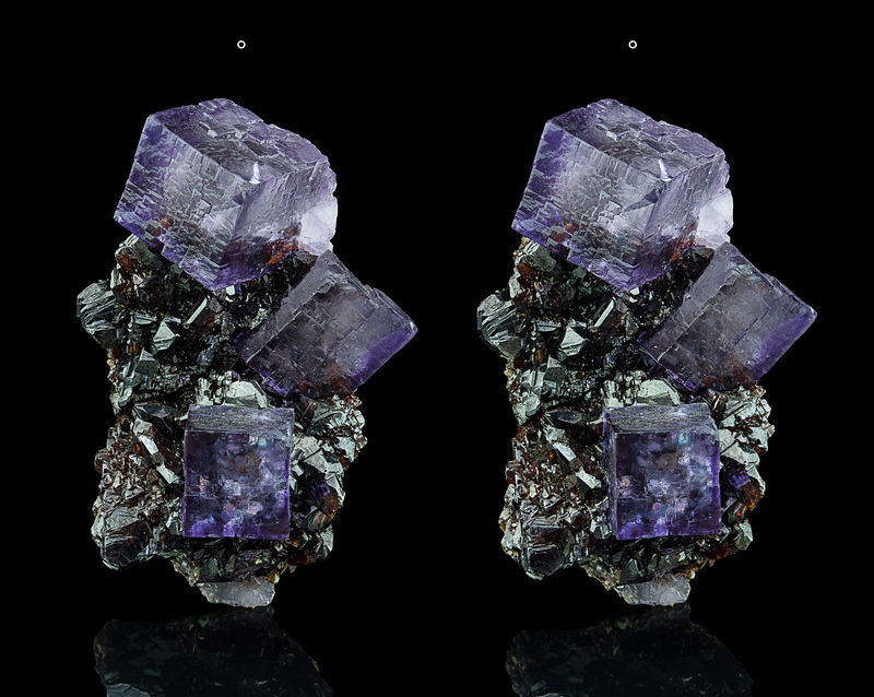 Fluorite-sphalerite-Elmwood-stereo.jpg