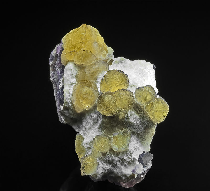FluoriteYeW.jpg
