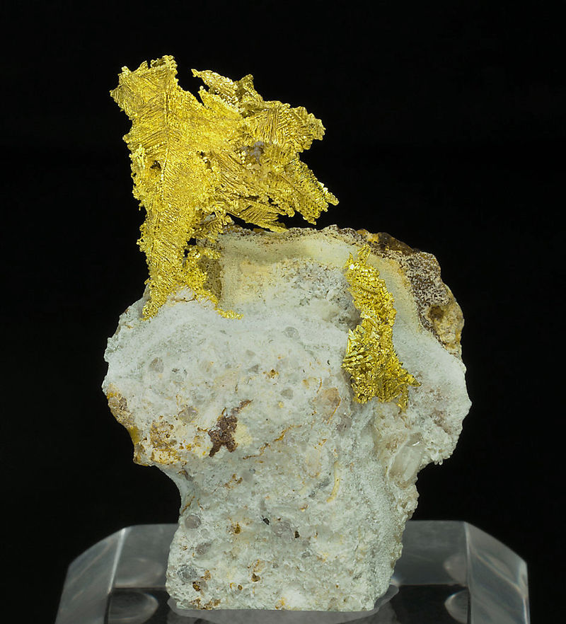 Gold with Quartz - Round Mountain Mine_Nevada_USA.jpg