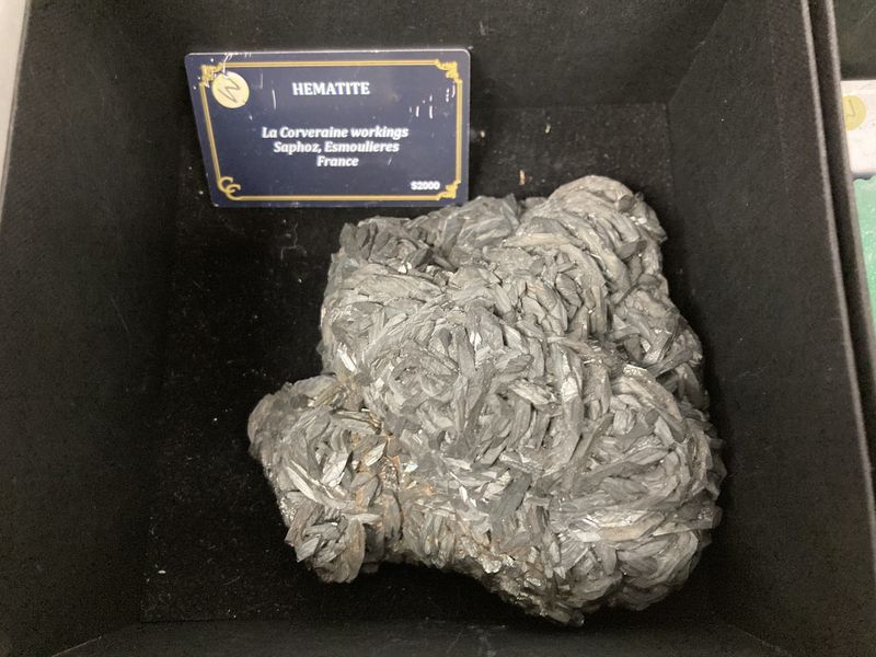 Hematite, La Corveraine workings, France.JPG