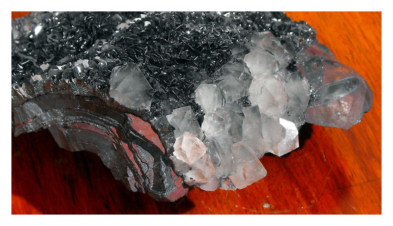 Hematite with Quartz - 3 - Quartz side 1.jpg