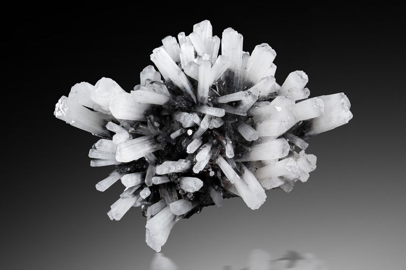 Hemimorphite-MIM_Museum(2045).jpg