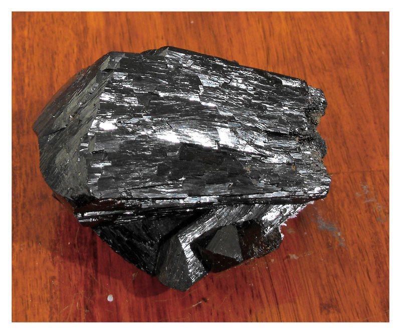 ILVAITE 1.jpg