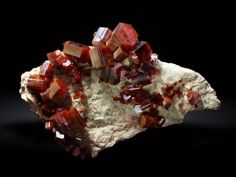 IMG_8807-Vanadinite1-88mm-Mibladen,Morocco-ELlorens.jpg