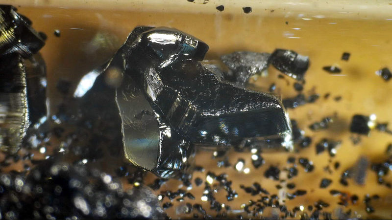 IODINE 99.9% 0.001 Torr 6.jpg