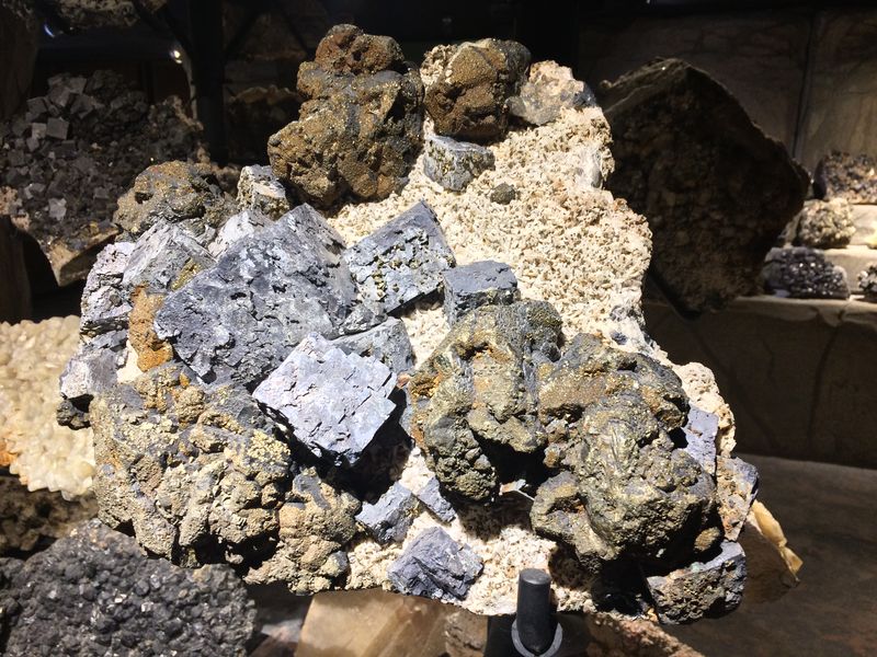 JMM, Galena, Chalcopyrite.JPG