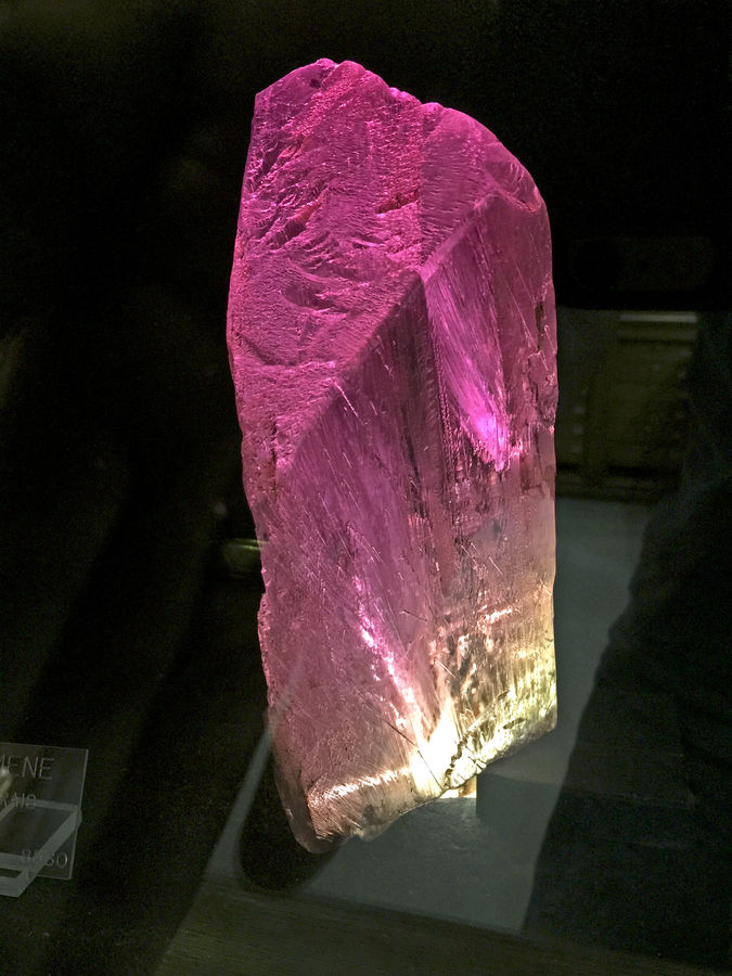 Kunzite01.jpg