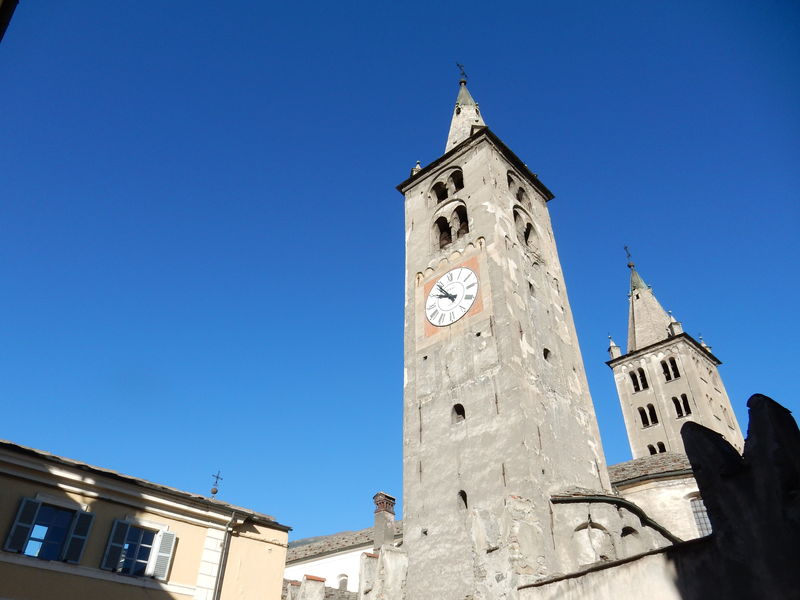 La cathédrale Santa Maria Assunta - Aoste.JPG