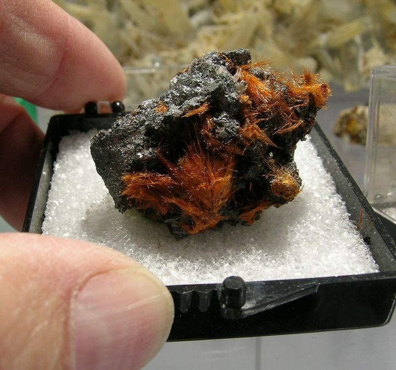 ludlockite tsumeb b.JPG