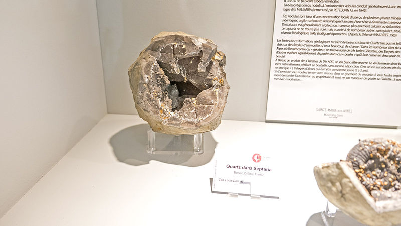 M-03-05.jpg