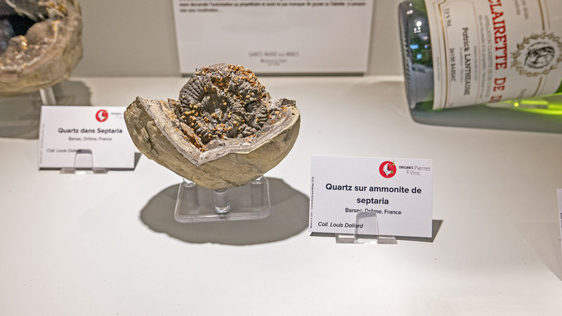 M-04-05.jpg