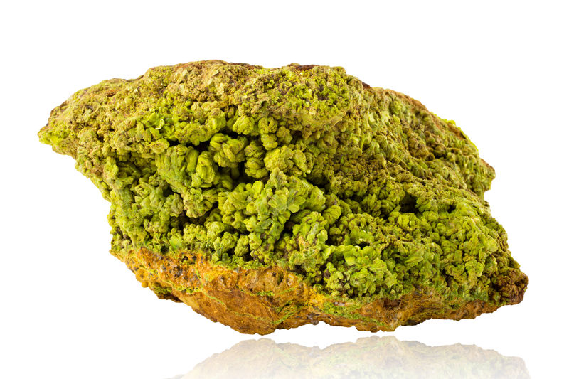 Meta-autunite-MIM_Museum(1380).jpg