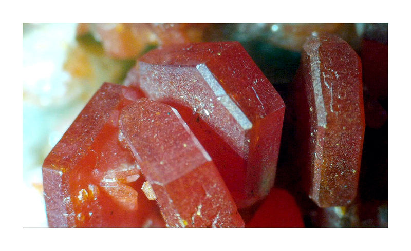 Mibladen Vanadinite Under the Microscope 1.JPG