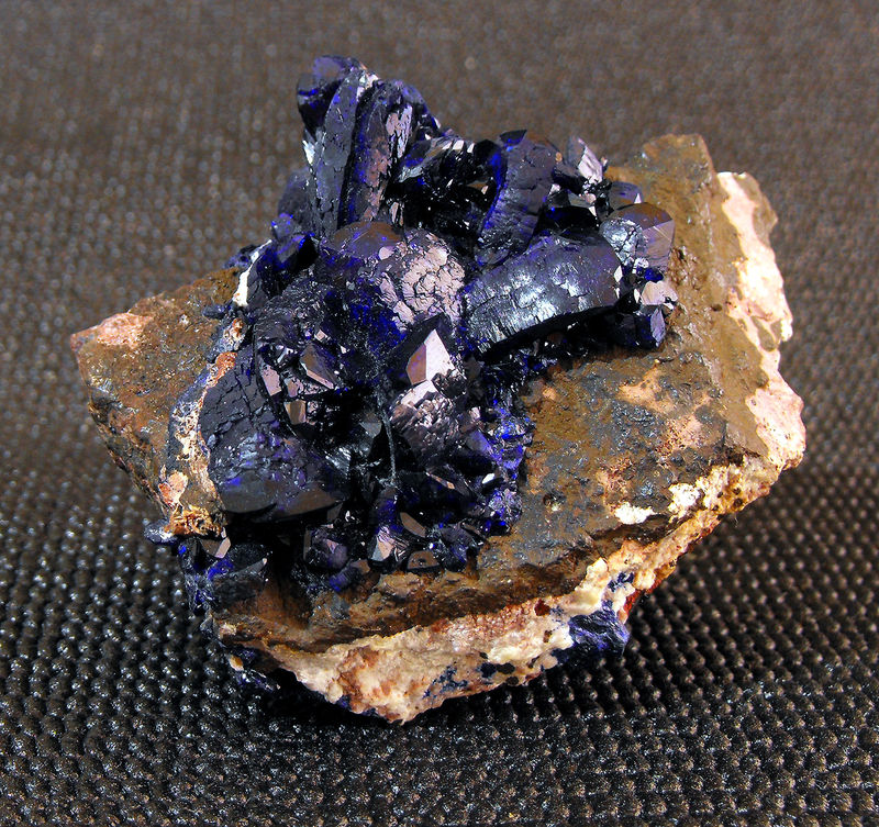 MILPILLAS AZURITE MATRIX 3.jpg