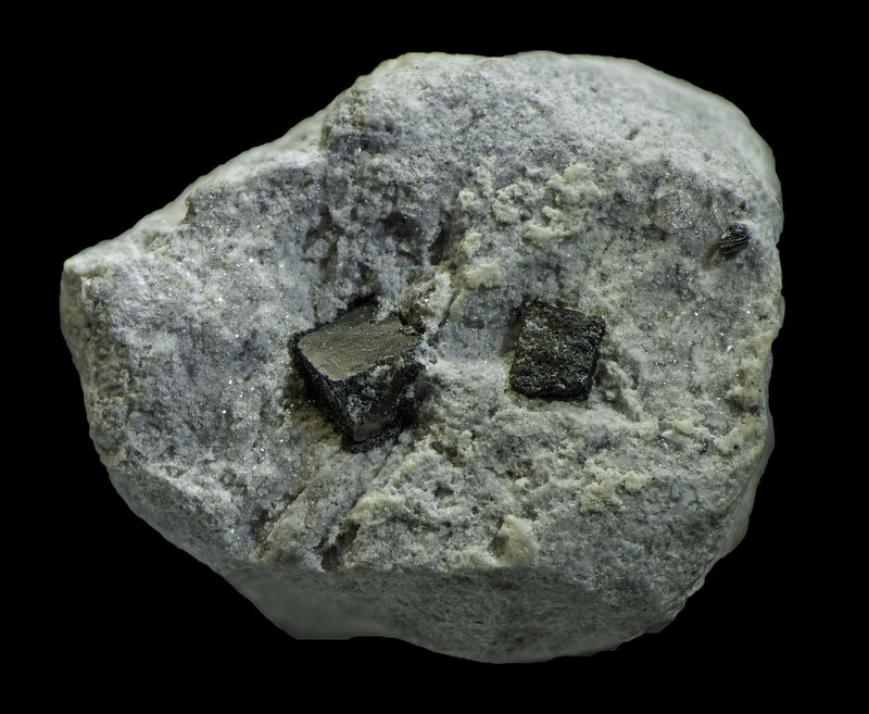 MM-0017 Bixbyite.jpg