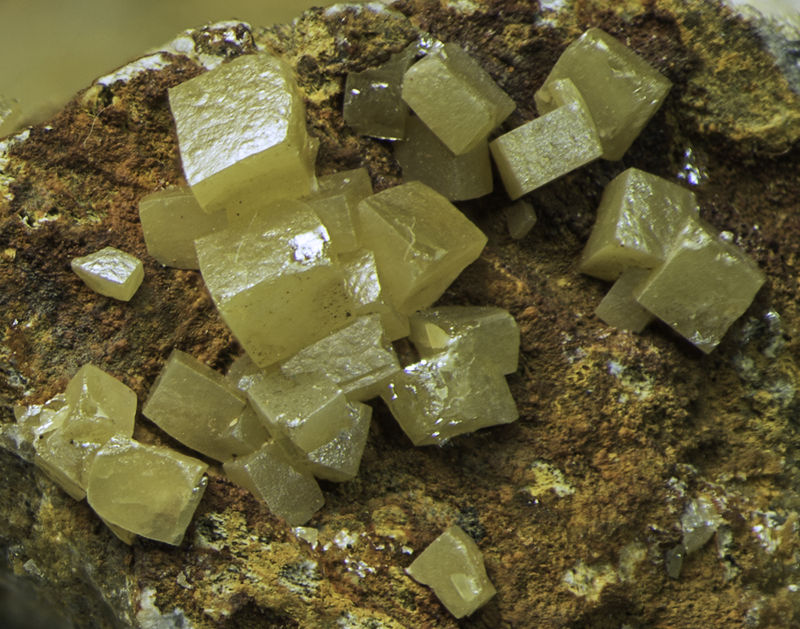 MM-0171-2 Wulfenite-2.jpg
