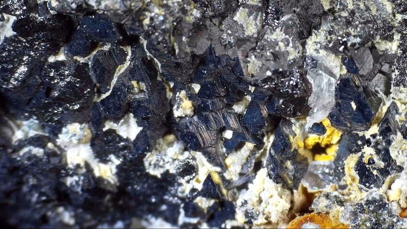 Mongolian Magnetite - Matrix side 4.jpg