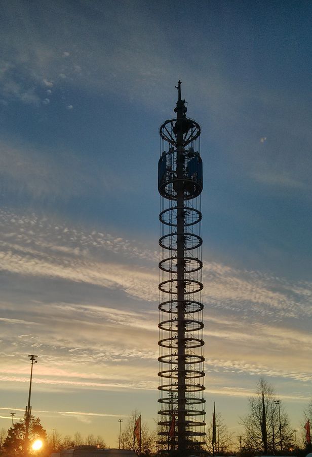 Munich Show 2014 - The tower of the Mineralientage.jpg