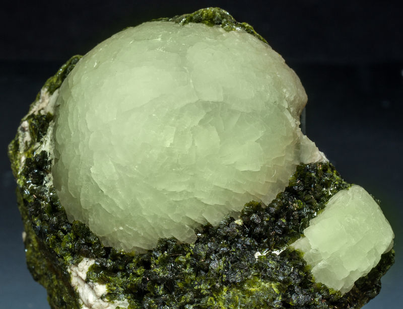 Munich Show - Mineralientage 2019 - Prehnite - Imilichil_Morocco.jpg