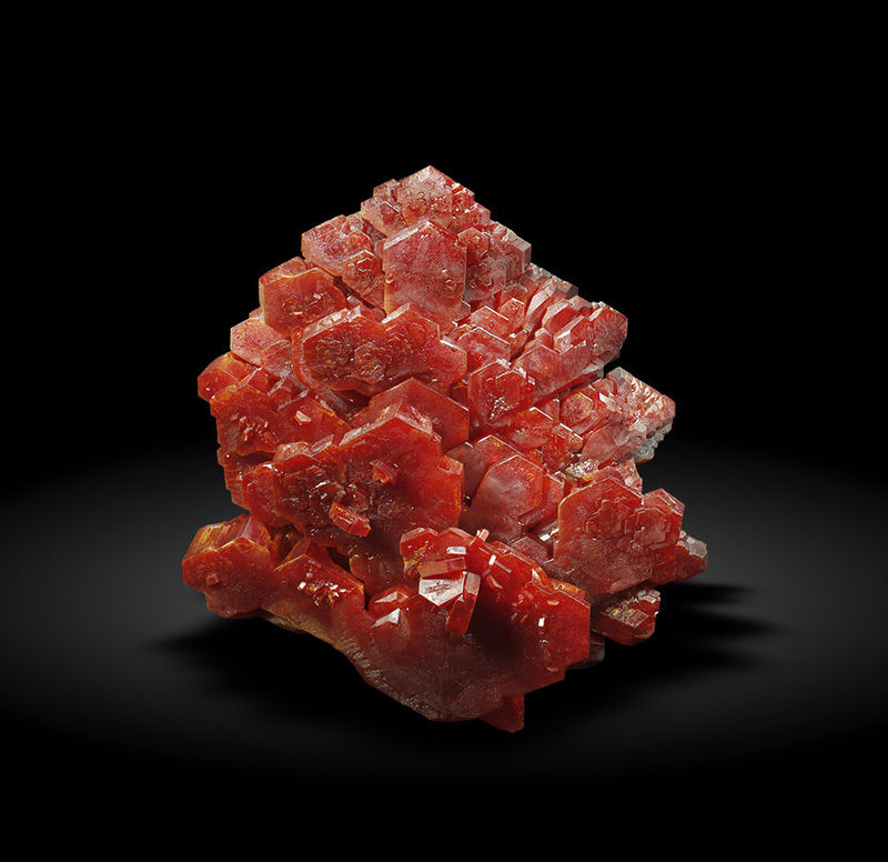 Munich Show - Mineralientage 2019 - Vanadinite - Mohamedine_Mibladen_Moroccco (2).jpg