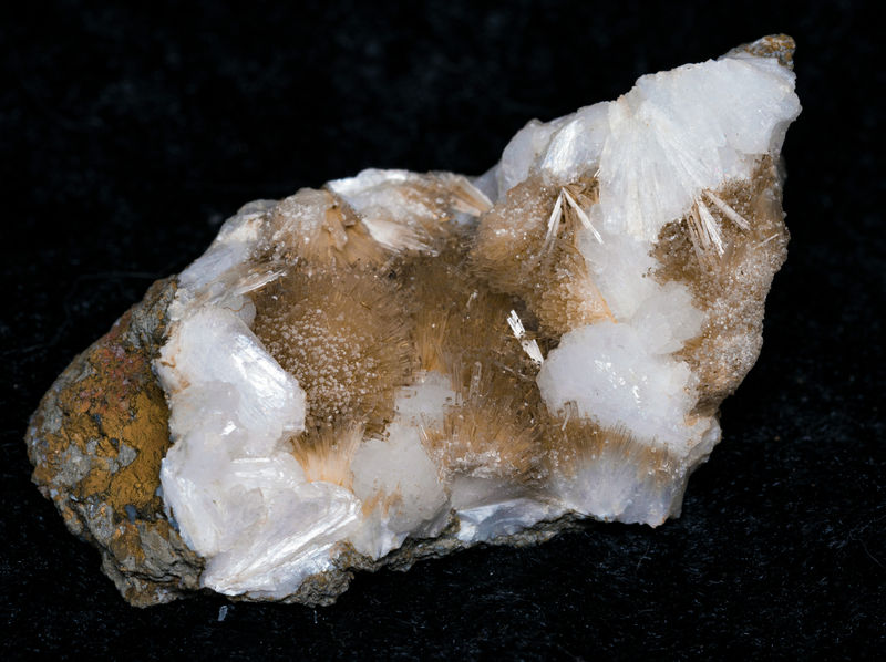 natrolite-stilbite.jpg