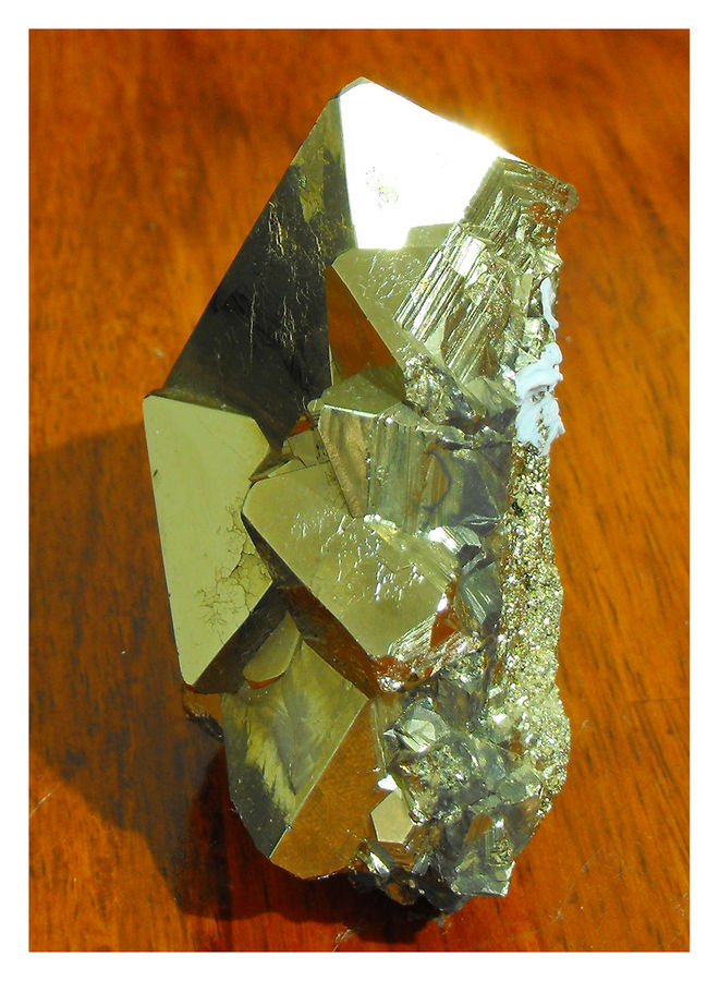 Octahedral Pyrite 4.jpg