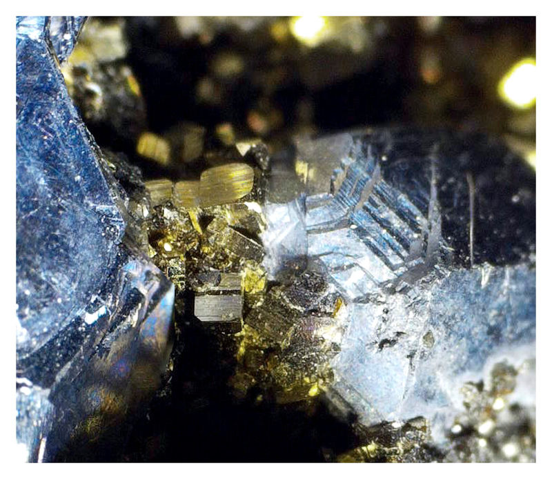 Palomo Galena with Pyrite - Under the Microscope 1.jpg
