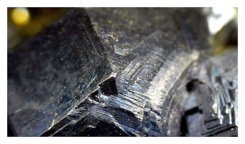 Palomo Galena with Pyrite - Under the Microscope 4.jpg