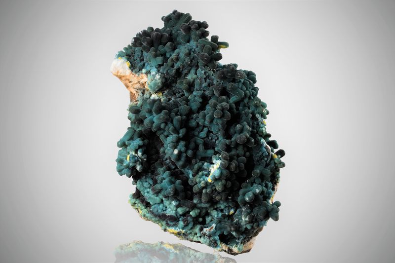Plumbogummite-MIM_Museum(1636).jpg