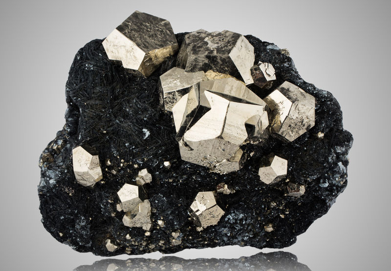 Pyrite-MIM_Museum(1601).jpg