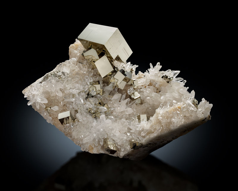 Pyrite-MIM_Museum(1916).jpg