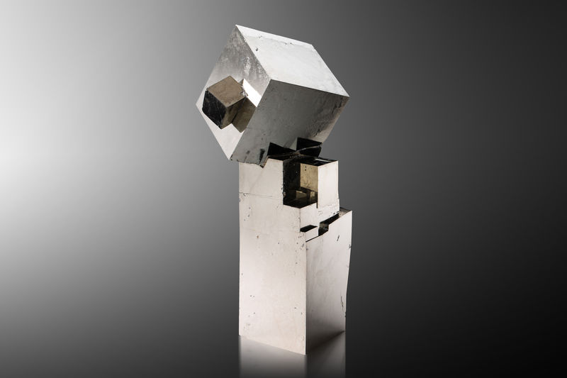 Pyrite-MIM_Museum(2096).jpg