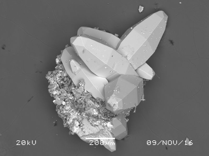 quartz1.jpg