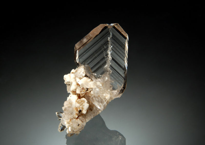 Quartz - Mino Tira Estrella. Lincoln County, New Mexico.jpg