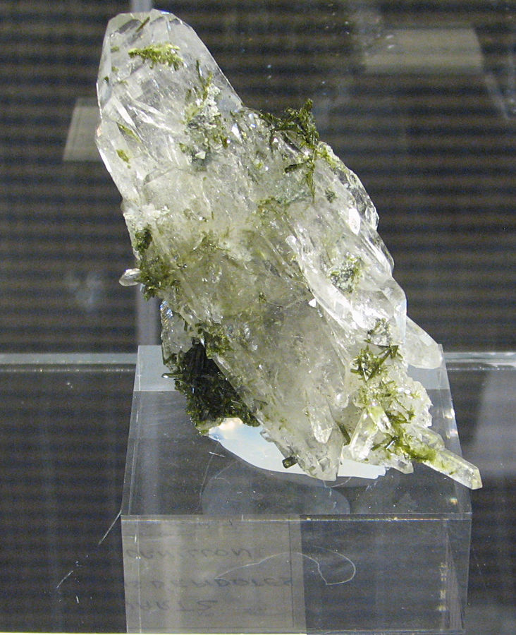 quartz_epidote_cornillon.jpg