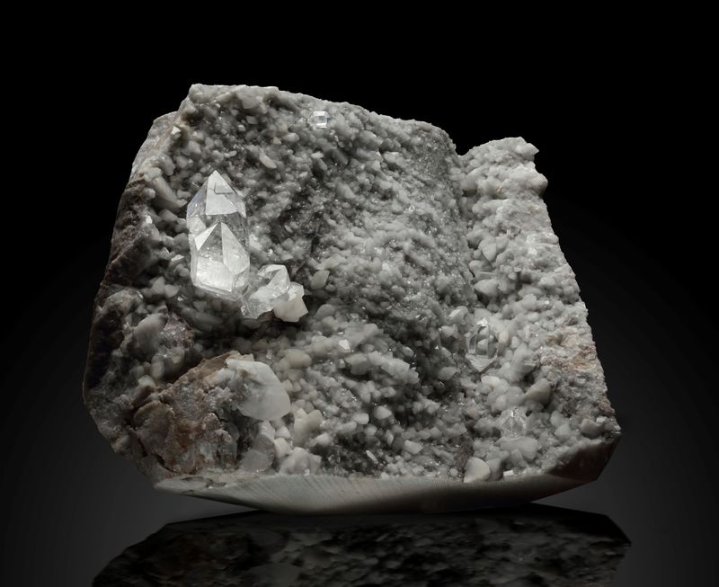 Quartz-MIM_Museum(1955).jpg