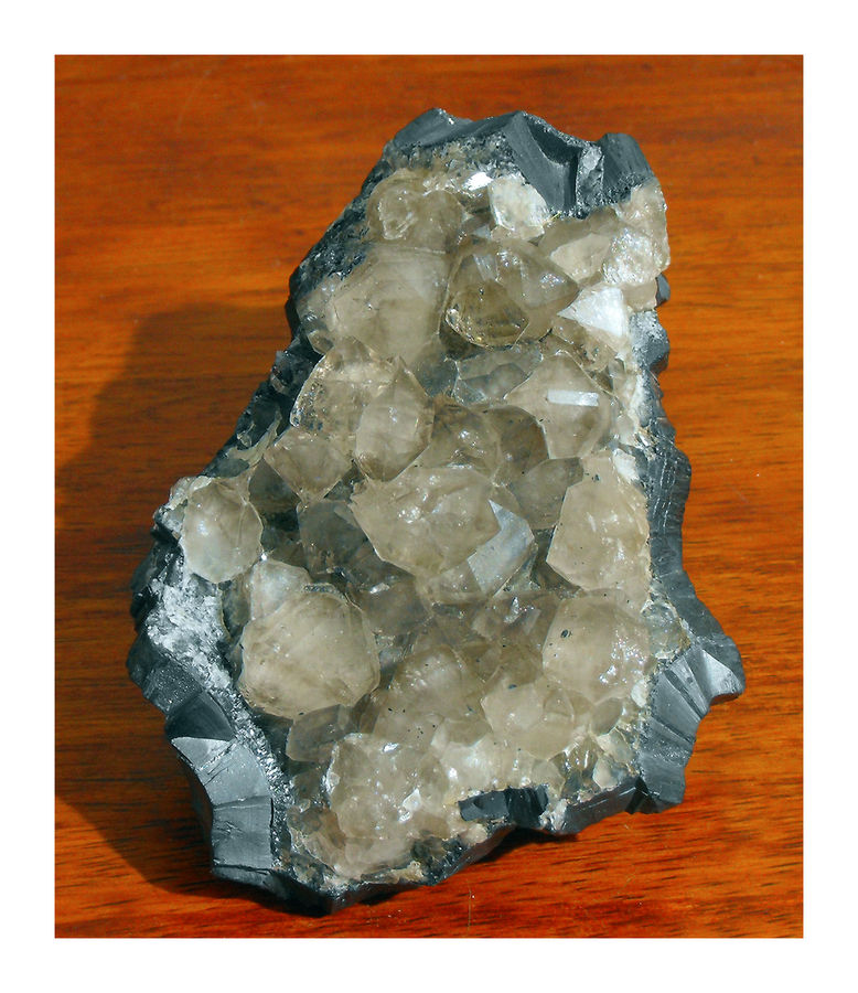 Quartz on Hematite 1.jpg