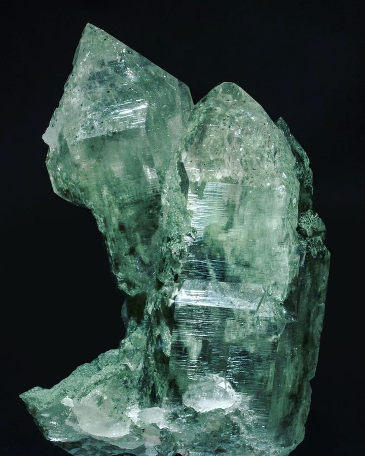 Quartz with Anatase and Chlorite inclusions - Sainj Valley_Himachal Pradesh_India.jpg