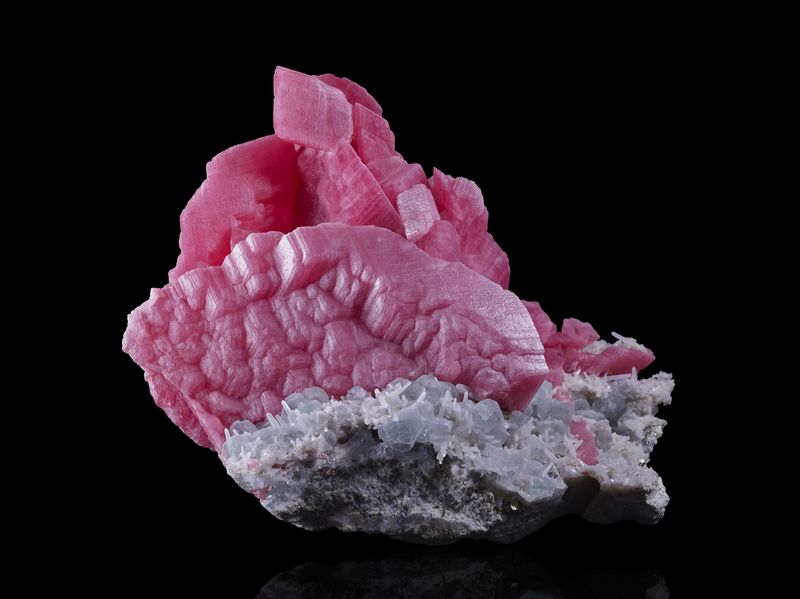 Rhodochrosite-MIM_Museum(1431).jpg