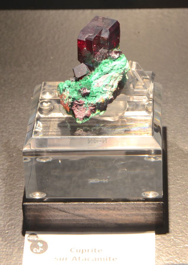 Sainte Marie 2014 - Copper exhibit Cuprite.jpg