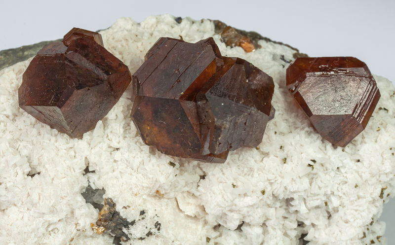 Sainte-Marie-aux-Mines 2022 - Sphalerite - Huxu mine_China.jpg