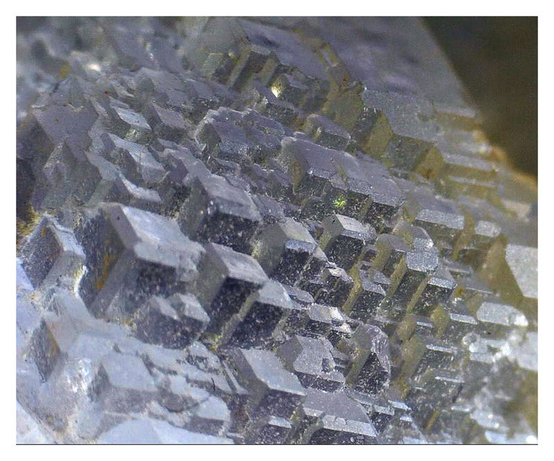 Shangbao Fluorite UNDER THE MICROSCOPE 1.jpg