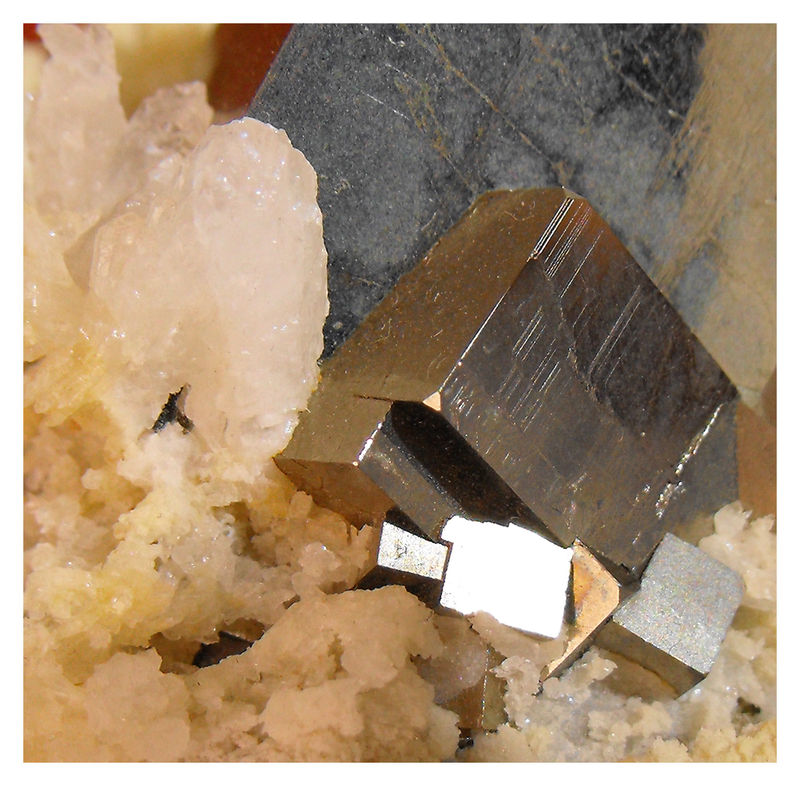 Shangbao Pyrite Cubes - Close up 1.jpg