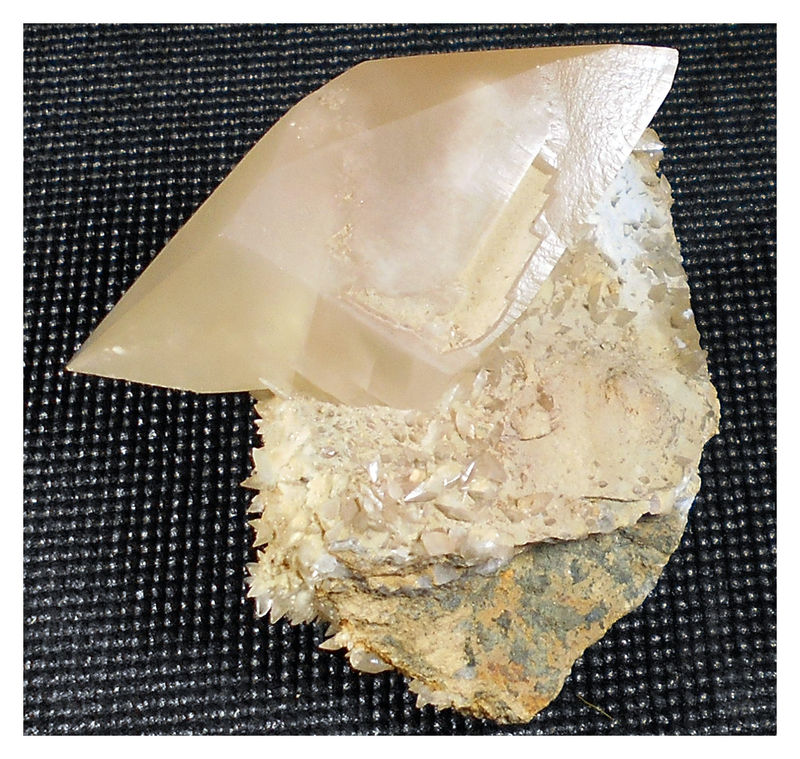 SHIMEN CALCITE CRYSTAL 3.jpg