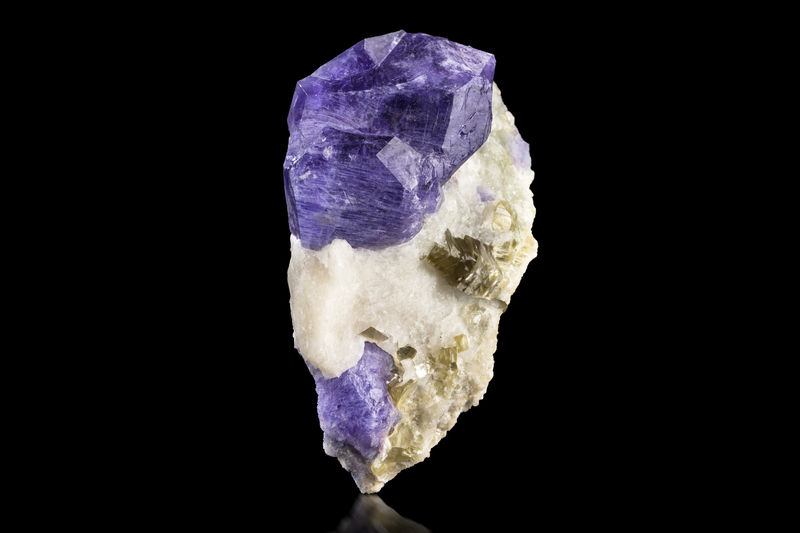 Sodalite-MIM_Museum(2258).jpg