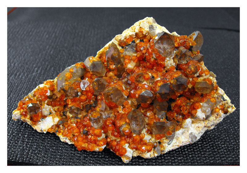 Spessartine 1.jpg